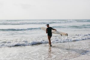 surfing woman on the gold coast